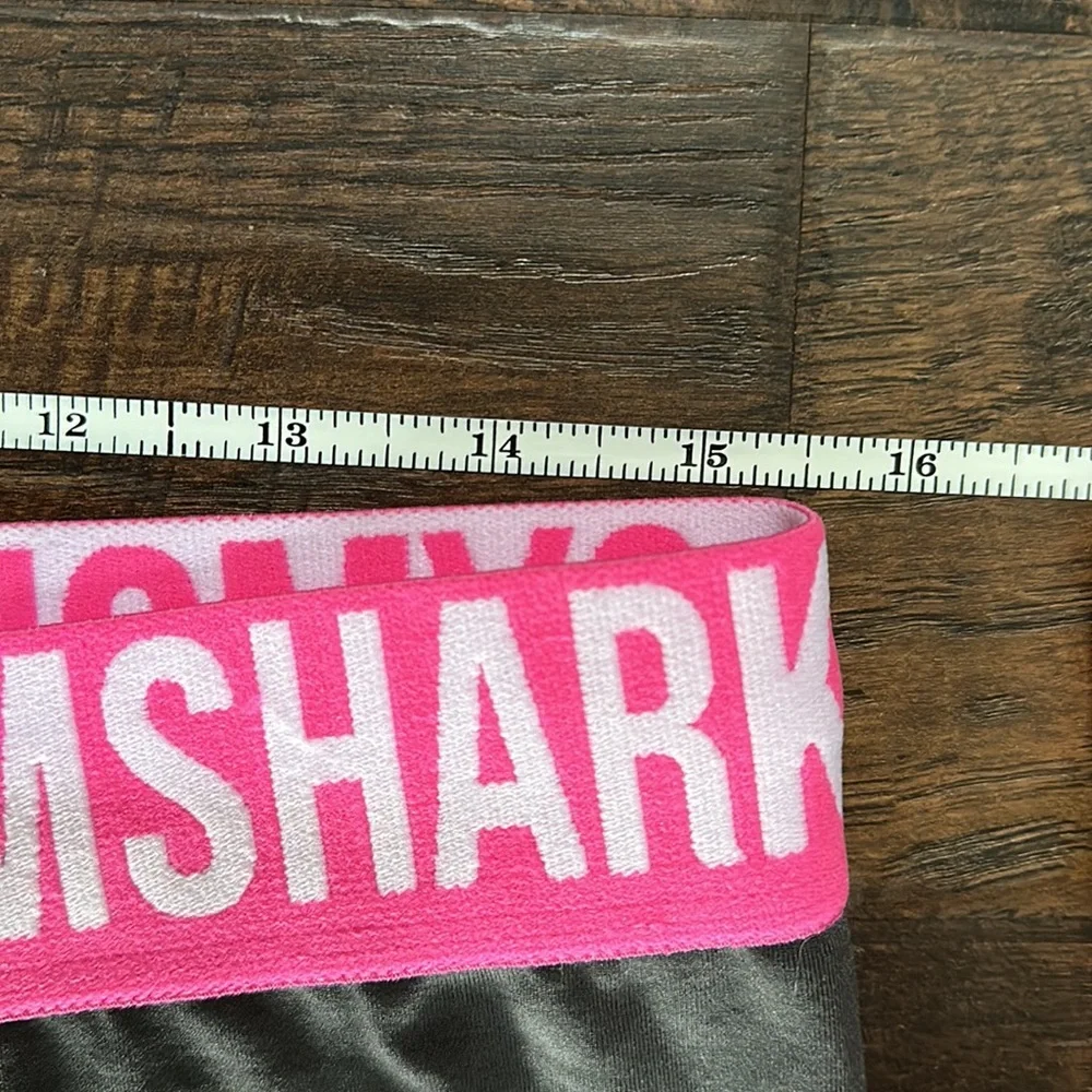Gymshark FIT CYCLING shorts gray pink waist white letters SZ L BNWT HTF RETIRED